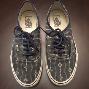 VANS shoes men Sz8.5 /women Sz10